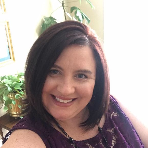 Meet your Posher, Amanda - Picture 1 of 1